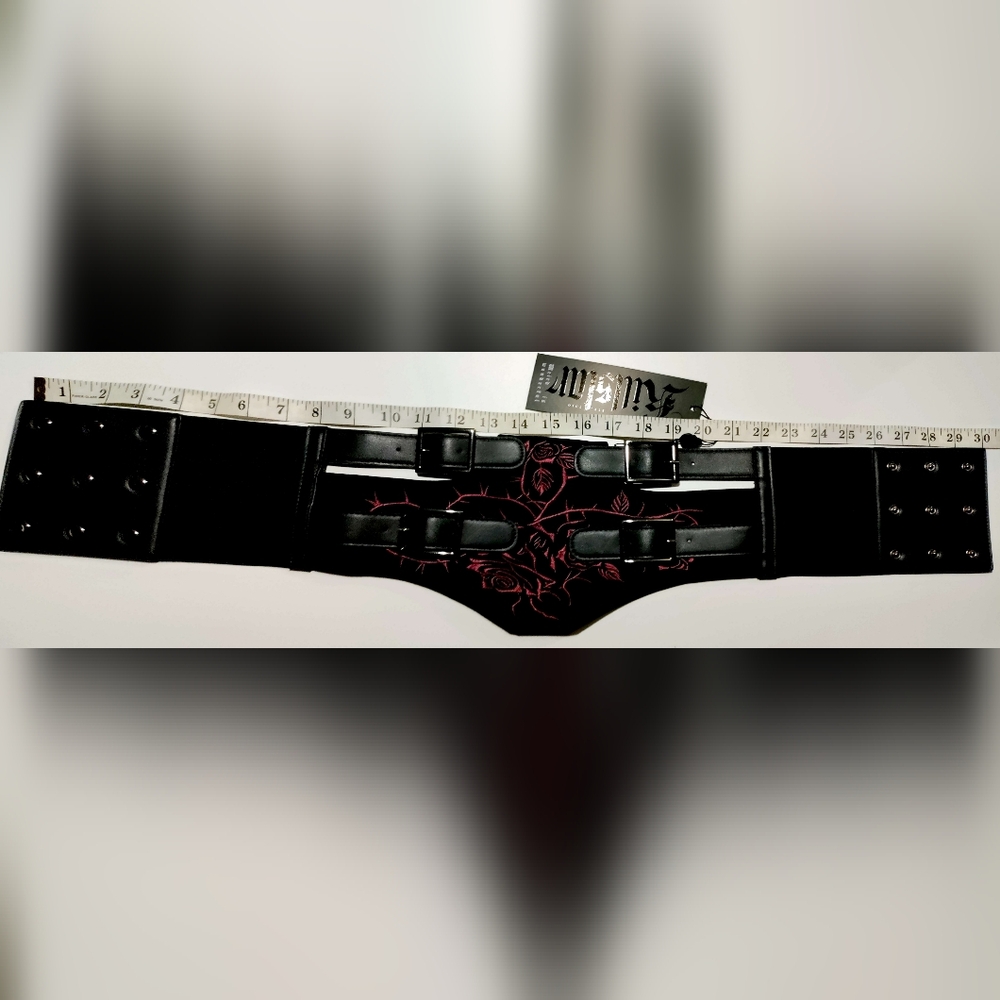 Killstar Black Belt with Pink Rose Embroidery - Picture 5 of 6